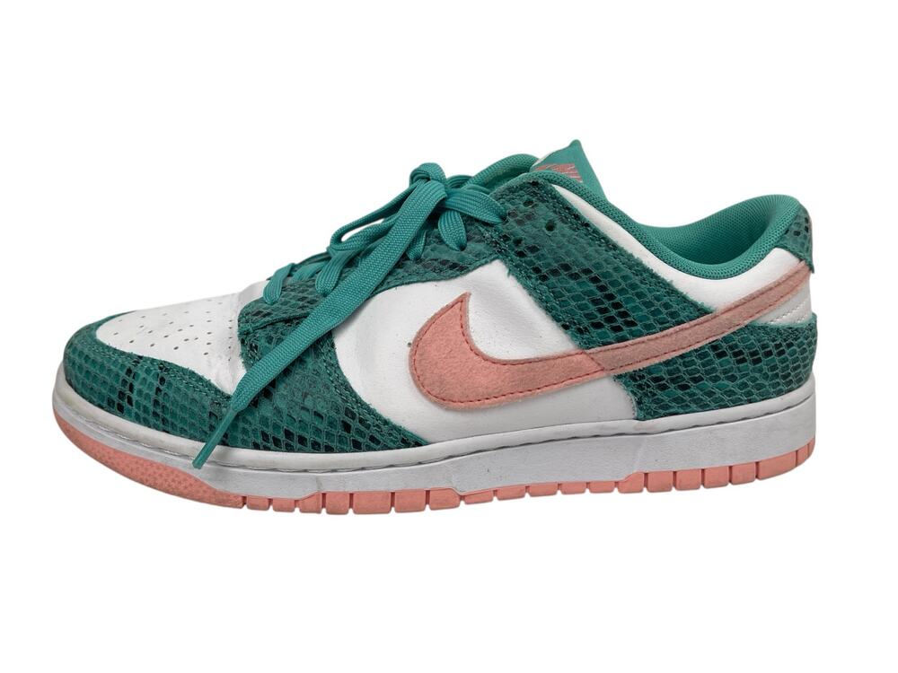 Nike Dunk Low Snakeskin Green Coral Lace Up Low Top Athletic Sneakers Shoes 9